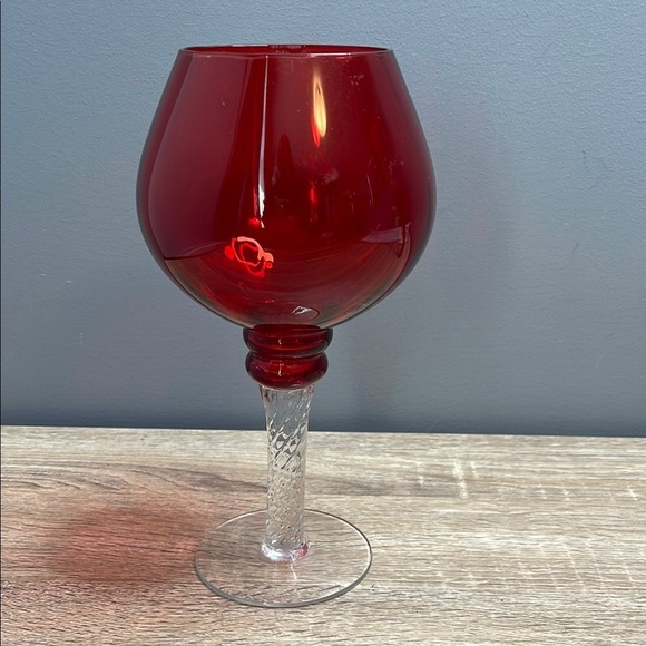 Elegant Red Glass Goblet Candle Holder - Picture 8 of 8